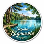 Magnes pamiątkowy Jezioro Łagowskie z zamkiem, jeziorem, drzewami i drewnianym pomostem