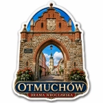 Magnes Otmuchów – Brama Wrocławska z widokiem na ulicę i wieżę kościoła