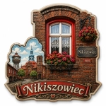 Pamiątkowy magnes Nikiszowiec z motywem ceglanego budynku, kwiatami w oknie i rokiem 1908