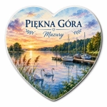 Magnes Piękna Góra z widokiem na jezioro, łodzie i łabędzie podczas zachodu słońca