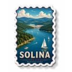 Magnes Solina z widokiem żaglówek