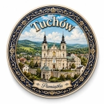 Magnes pamiątkowy Tuchów z motywem kościoła i otaczających go budynków