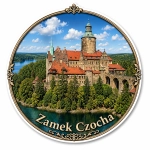 Magnes pamiątkowy Zamek Czocha z widokiem z góry na zamek, las i jezioro